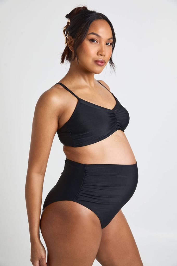 boohoo Dames Zwangerschaps Hoge Taille Gerimpelde Bikinibroek | Zwart | Maat: 36