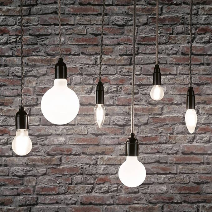 Filament 230 V LED-kogellamp E14 2x470lm 2x4,8W 4000K Mat