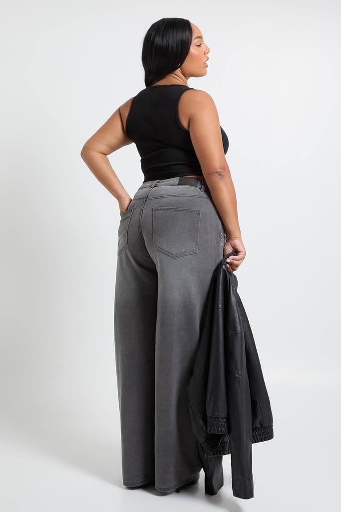 boohoo Dames Plus versierde hoge taille rechte pijp jeans | Grijs | Maat: 44