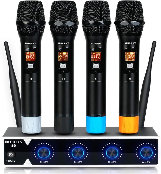 Draadloos Microfoonsysteem - UHF Microfoon Set - Zingen en Presenteren - 4 Kanaals UHF - 200 voet bereik - Metaal