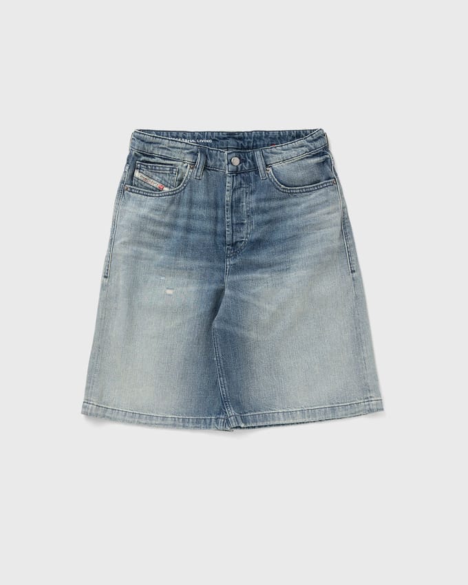 DE-SIRE-SHORT SHORTS