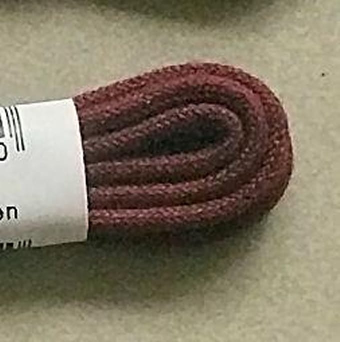 2.5 x 60 cm Bordeaux Dunne ronde veter Bergal 8820