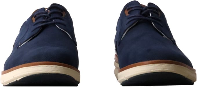 Sneakers met veters