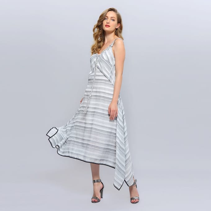 Diagonale strepen strappy midi jurk