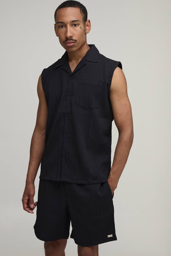Gestructureerde Geplooide Regular Fit Mouwloze Shirt & Short Set | Black | Size Medium