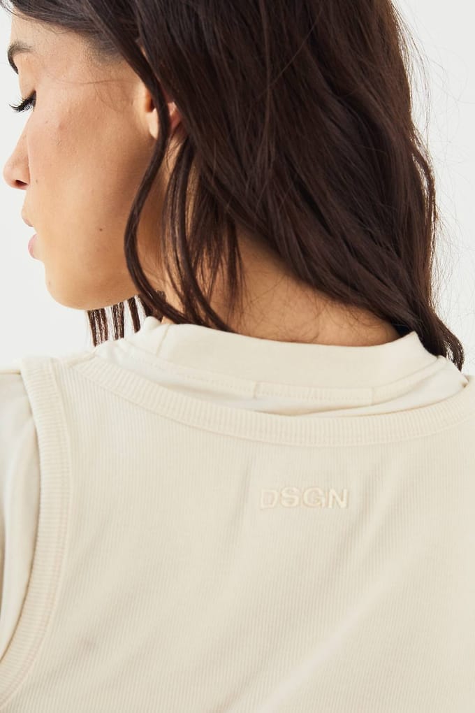 Dames DSGN Studio Dubbele Laag Lange Mouw Top | Cream | Maat: Medium