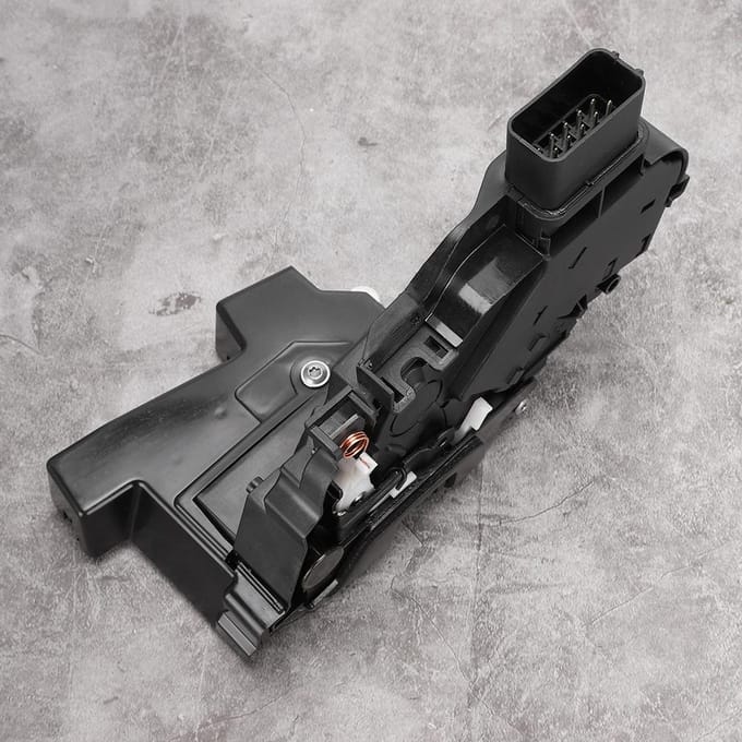 Deurslotactuator Voor Links LR011277 Past voor Land Rover Freelander 2 L359 20062014 black