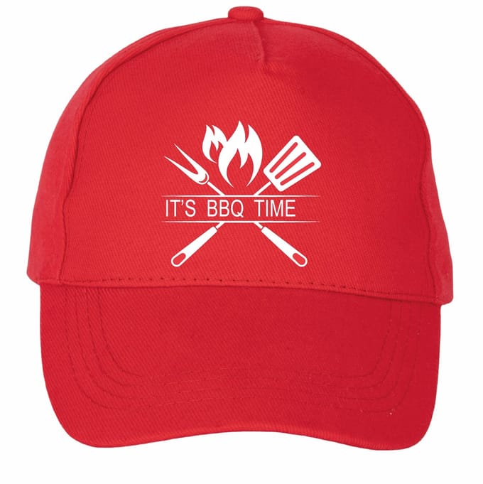 Mijncadeautje - 5 panel - BBQ Cap - Verstelbaar - Pet van 100% dik geborsteld katoen- unisex - opdruk wit - It's BBQ Time - Rood