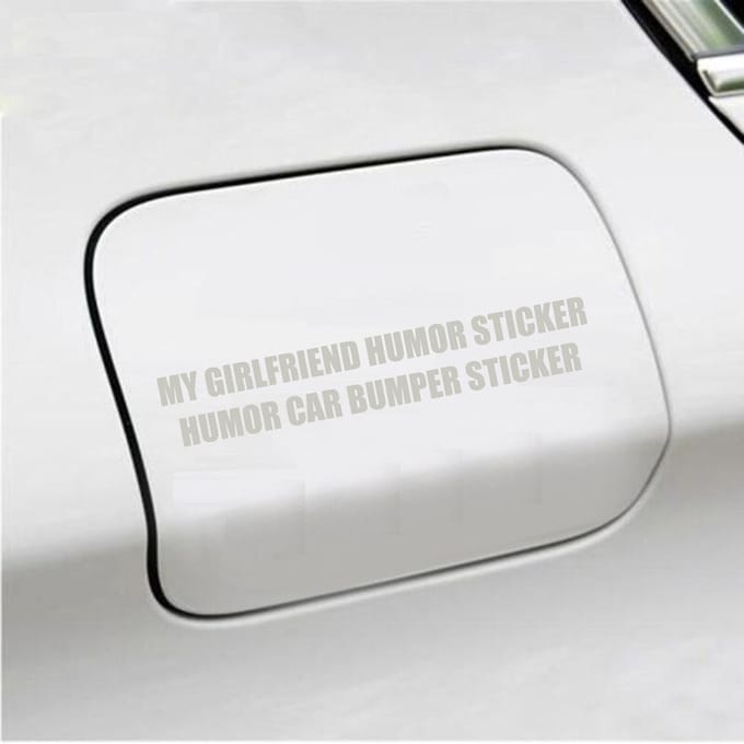 Bumpersticker - My Girlfriend Humor Sticker - 3,5 X 20,6 - Zilver