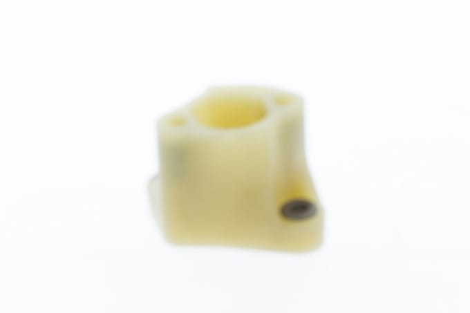 Afstandsbus carb.cyl.