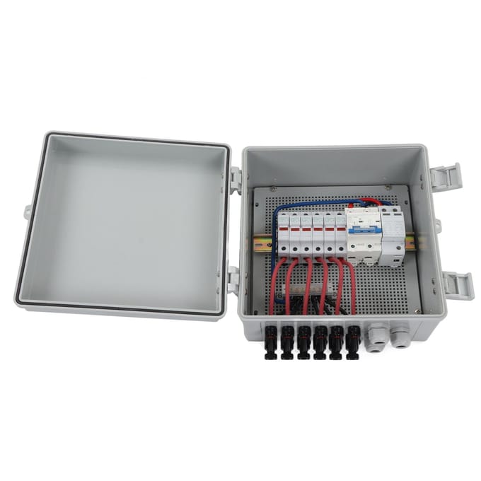 PV Combiner Box 6 Strings IP67 Waterdicht Zonne-energie Combiner Box met 15A Zekering 40KA Overspanningsbeveiliging