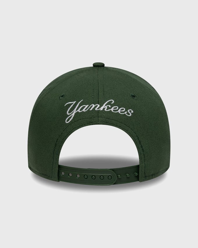 OUTLINE SCRIPT EFRAME NEW YORK YANKEES