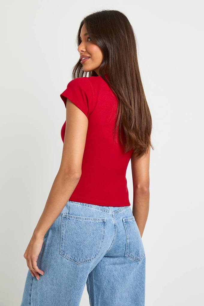 boohoo Dames Geribbelde getailleerde top met korte mouwen | Rood | Maat: 44