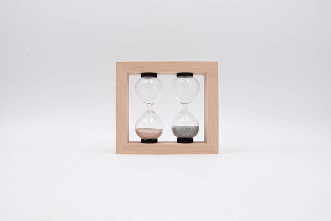 Zandloper - Keukentimer - Koken en timing - Frame van beukenhout - 11.5 x 3 x 10.5 cm - Natuurlijk