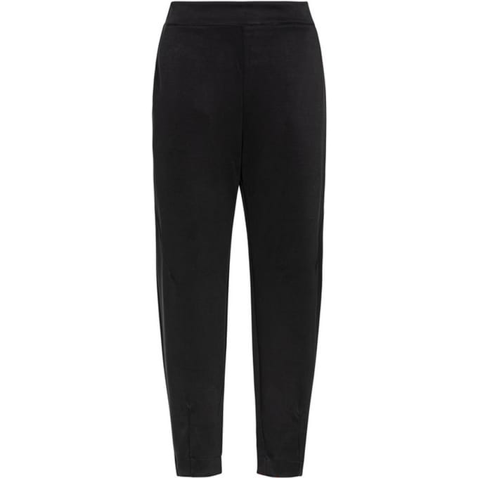 zwarte vrouw diamanten broek