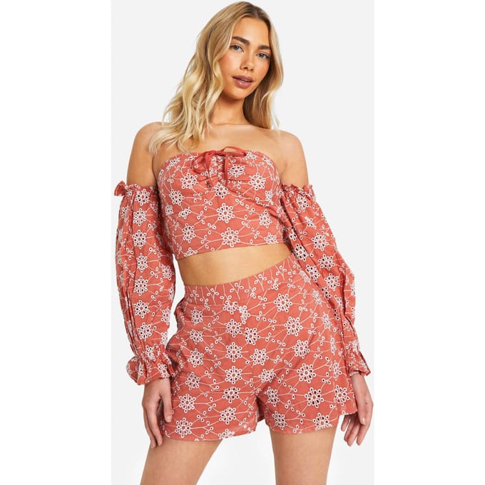 boohoo Dames Broderie Cold Shoulder Croptop | Roest | Maat: 38