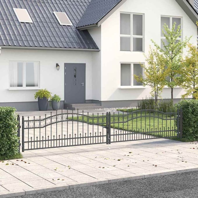 Portail de clôture KAMPEN avec design à pointe de lance 404 x 75 cm Gris Acier