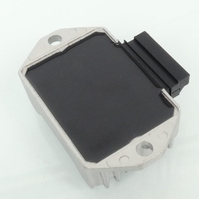 Régulateur redresseur de tension Teknix pour Scooter Piaggio 50 Typhoon 1999 à 2014 Neuf