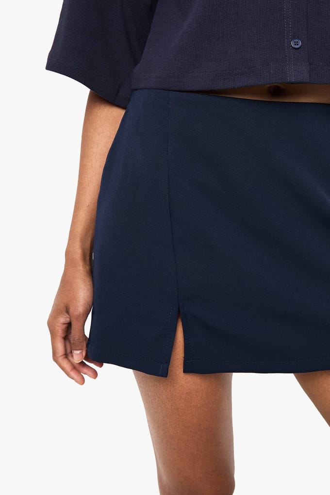 boohoo Dames Mini skort met gespleten zoom | Navy | Maat: 8