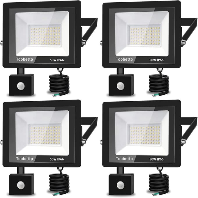 50W LED Buiten Schijnwerper met Bewegingssensor - 5000LM Warmwit Licht, IP66 Waterdicht