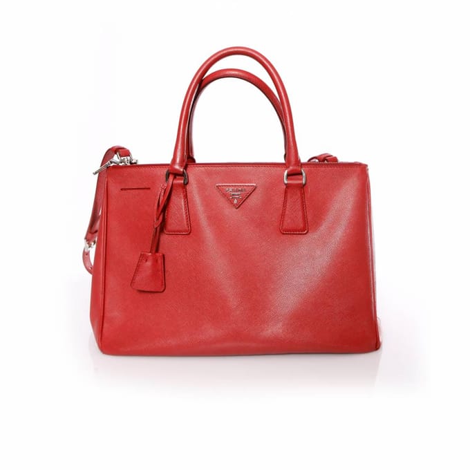Prada, Galleria handtas in rood saffiano leer.