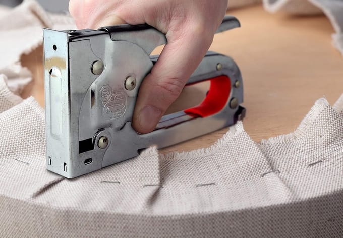 Verstelbare nietpistool set met nietjes voor meubels en decoratie