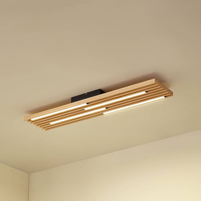 Lindby LED plafondlamp Madero, grenenhout, 90 cm x 20 cm