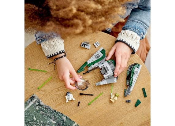LEGO Star Wars Yoda's Jedi Starfighter - 75360