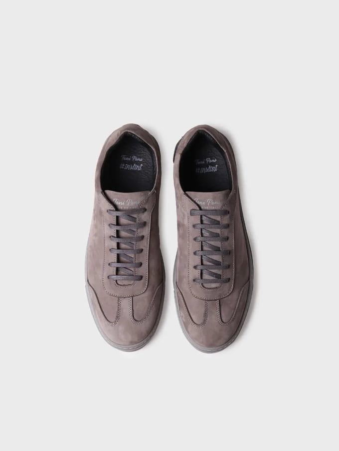 Herensneakers met vetersluiting van nubuckleer | JORDI