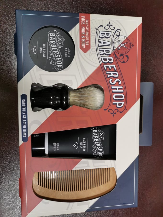 BARBERSHOP FACE HAIR & BODY