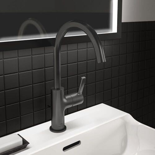 Ideal Standard washbasin faucet with high spout and drain BC777A5