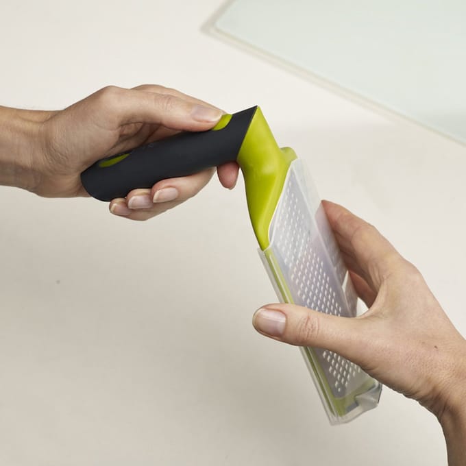 Joseph Joseph - Twist Grater Coarse & Fine