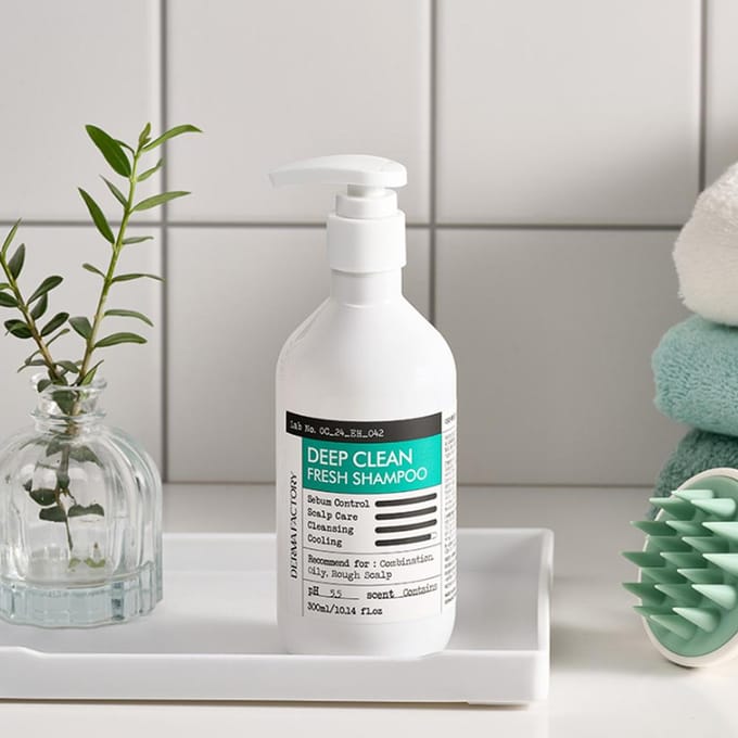 [DERMA FACTORY] Deep Clean Fresh Shampoo 300ml white