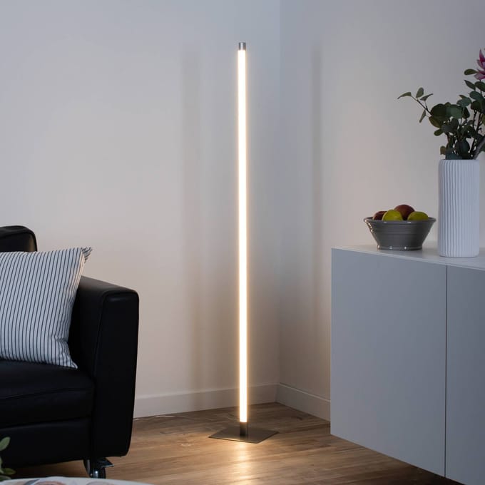 JUST LIGHT. GmbH LED vloerlamp Bella, recht, hoekige voet, staal