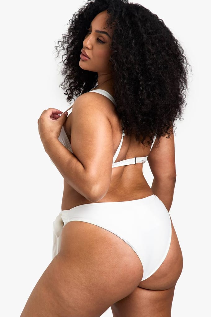 boohoo Dames Plus Swimwear Essentials Tie High Waist Brief | Wit | Maat: 54