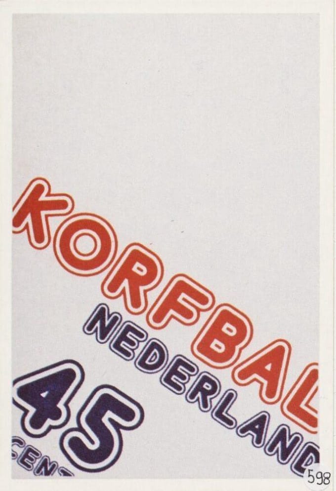 Briefkaart met afbeelding Korfbal postzegel