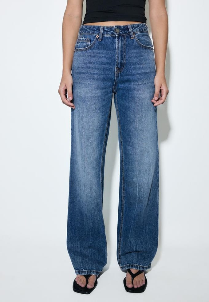 Stradivarius D92 straight wide jeans met scheuren  MIDDENBLAUWE DENIM WASSING 42