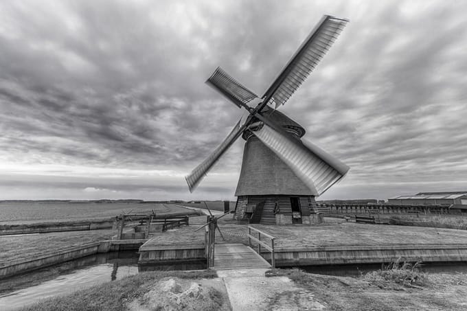 Foto op Canvas, Molen  Zwart Wit (120x80cm)