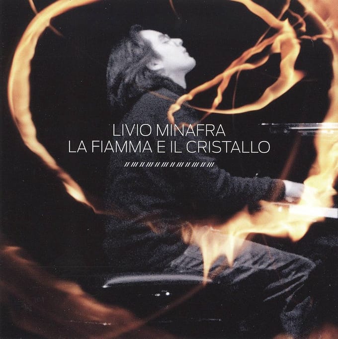 La Fiamma E Il Cristallo
