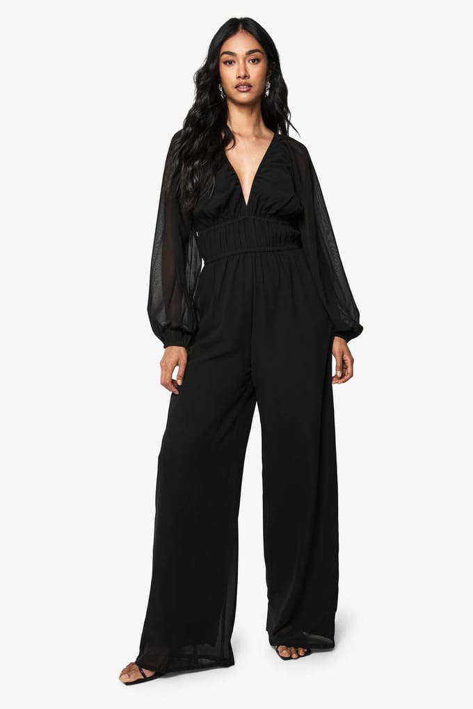 boohoo Dames Chiffon V-hals gerogen wijde pijpen jumpsuit | Black | Maat: 8