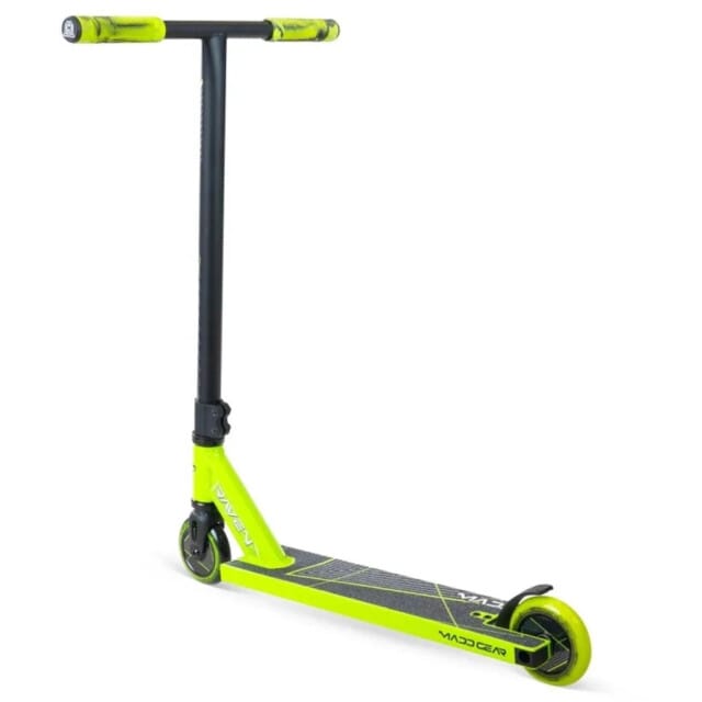 Madd Gear MG1 Raven Serie - Stuntstep - Black Green - Aluminium Deck - Stalen T-Bar