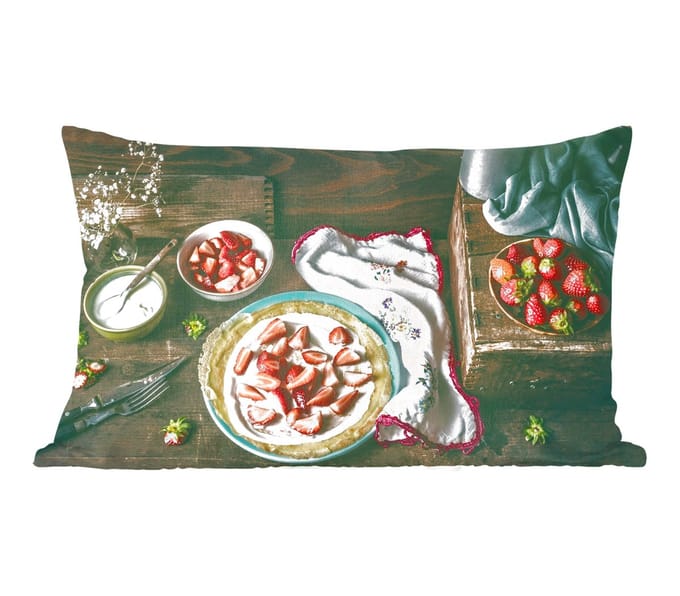 Sierkussens - Kussentjes Woonkamer - 60x40 cm - Aardbei - Rustiek - Fruit - Rustiek Bloemen