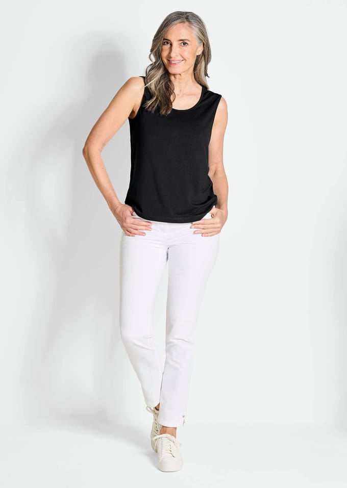 Twee basic topjes - zwart / wit - Gr. 50 van Goldner Fashion