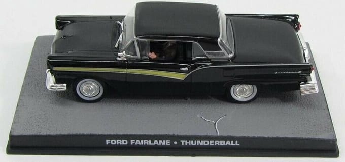Ford Fairlane 1956 James Bond Thunderball