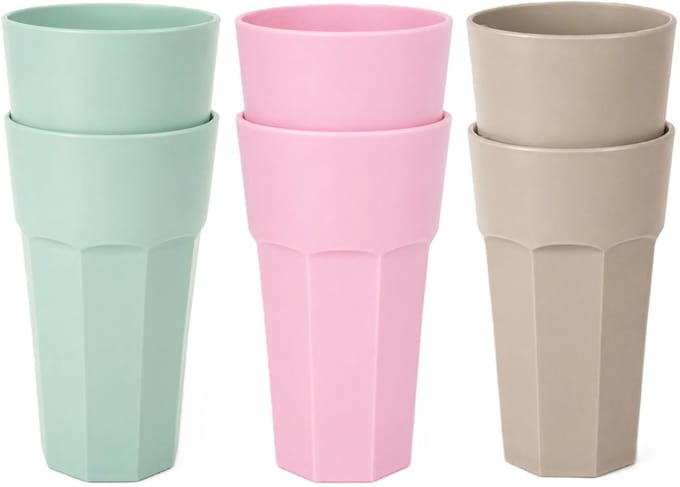 Plasticforte onbreekbare drinkglazen - 8x stuks - kunststof/plastic - mix van 3 kleuren - 600 ml - 16 cm - stapelbaar