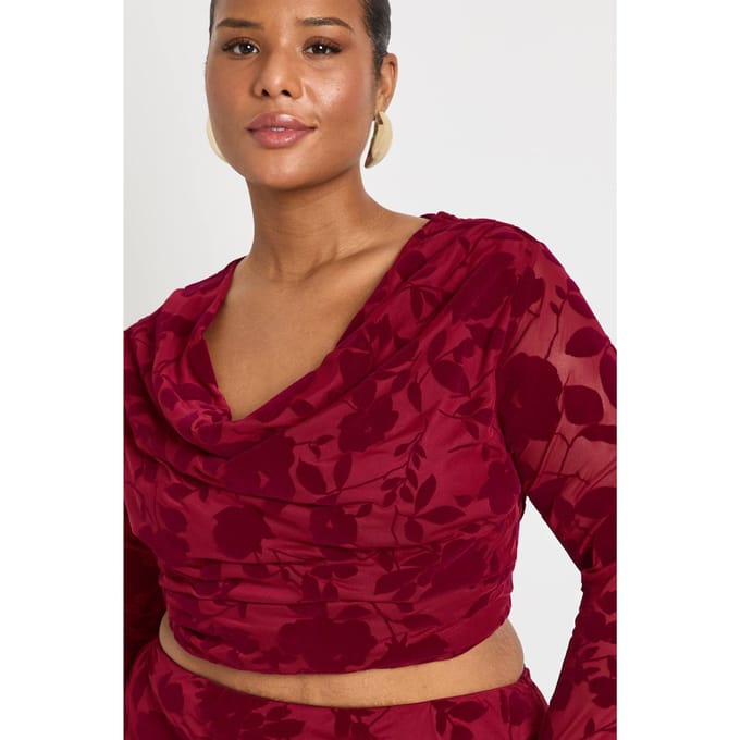 boohoo Dames Plus Devore Cowl Neck Lange Mouwen Top | Rood | Maat: 48