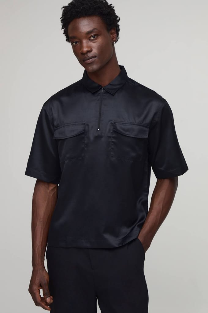 Oversized Boxy Half Sleeve Quarter Zip Shirt | Black | Size Medium