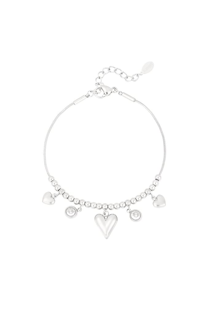 gleaming heart armband