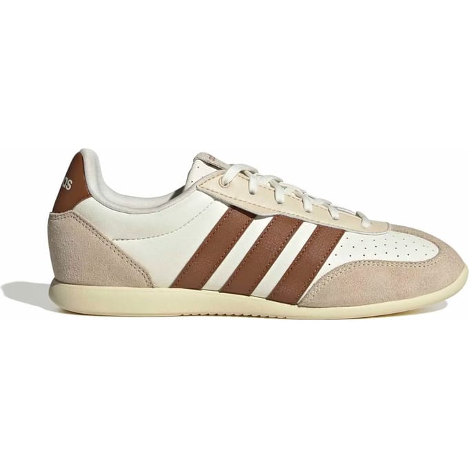 Damestrainers adidas Barreda Lo
