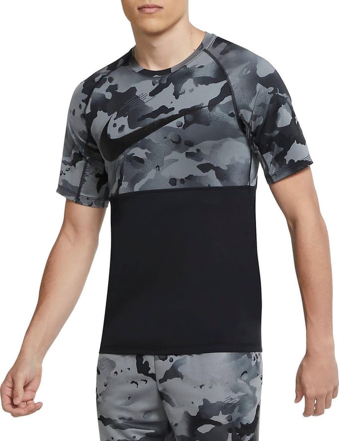 Nike - Maat M - S/S Slim Camo Sportshirt Heren